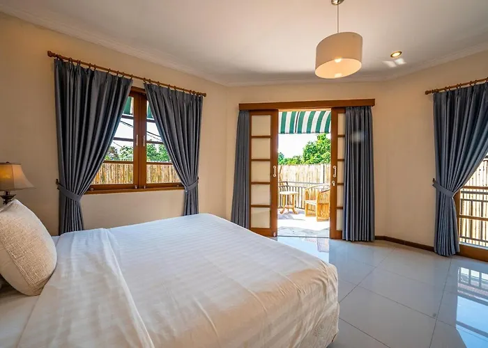 Exclusive 3br Pool 700m From Apartment